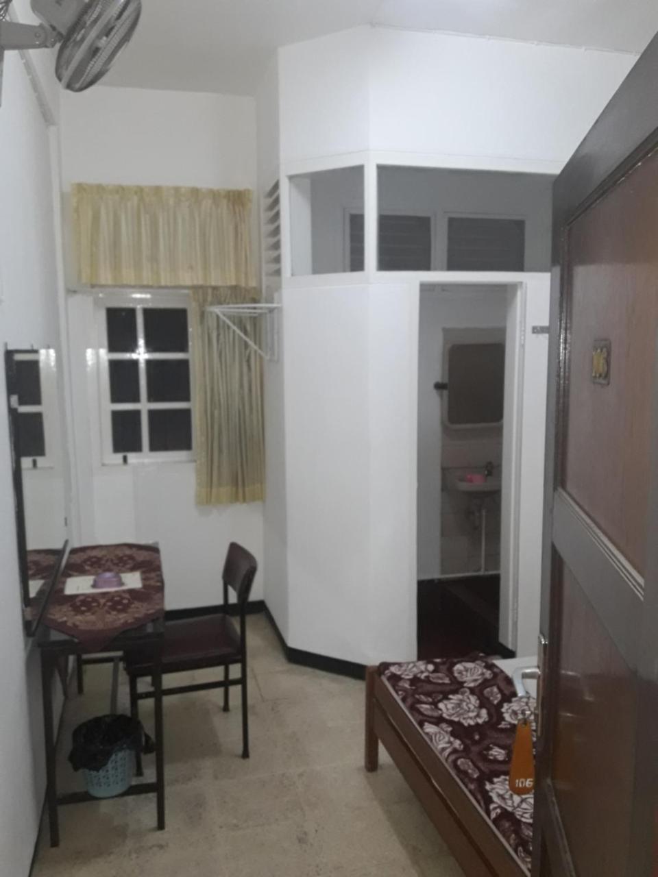 Hotel Menara Malang Buitenkant foto