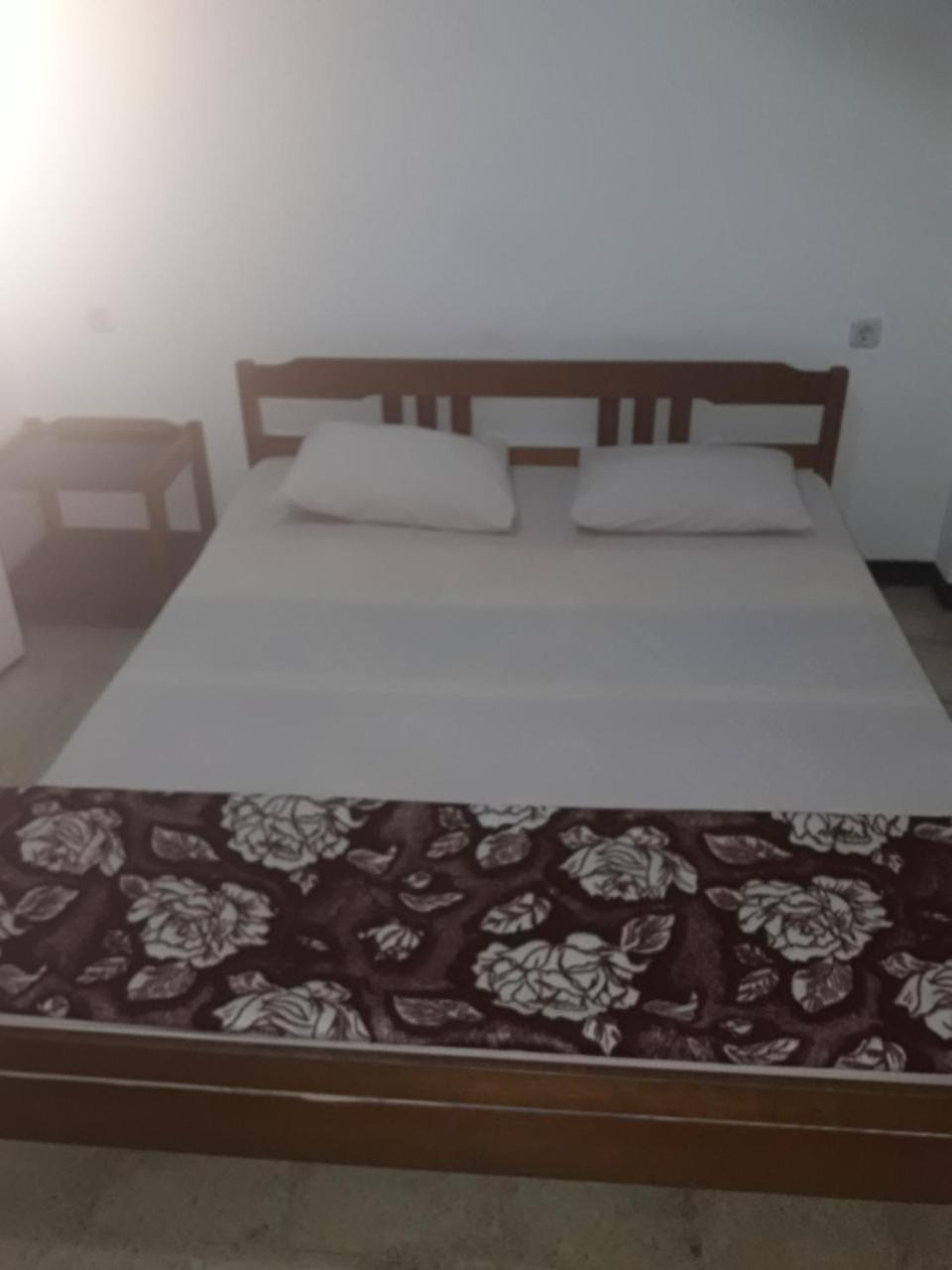 Hotel Menara Malang Buitenkant foto